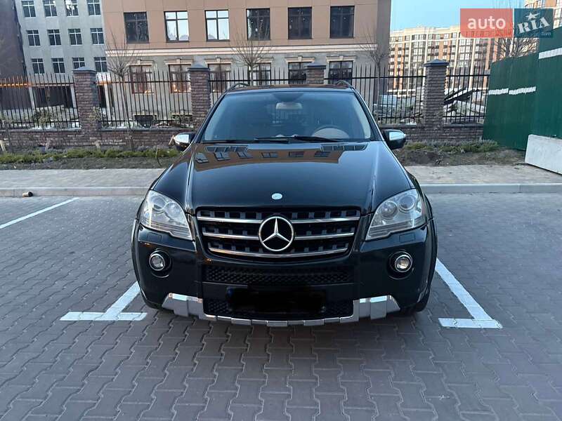 Внедорожник / Кроссовер Mercedes-Benz M-Class 2008 в 