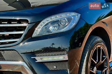 Внедорожник / Кроссовер Mercedes-Benz M-Class 2013 в 