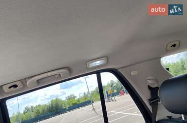 Внедорожник / Кроссовер Mercedes-Benz M-Class 2002 в 