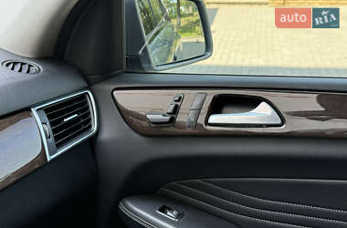 Внедорожник / Кроссовер Mercedes-Benz M-Class 2013 в 