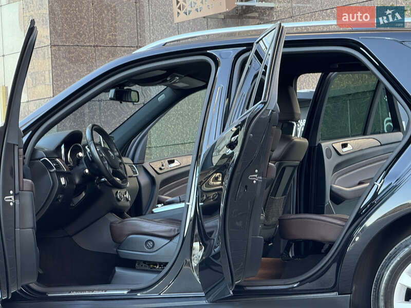 Внедорожник / Кроссовер Mercedes-Benz M-Class 2013 в Одессе