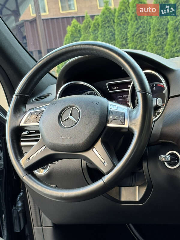 Внедорожник / Кроссовер Mercedes-Benz M-Class 2013 в Одессе