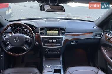 Внедорожник / Кроссовер Mercedes-Benz M-Class 2012 в 