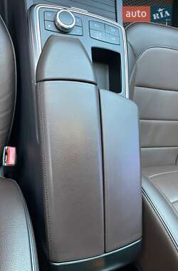 Внедорожник / Кроссовер Mercedes-Benz M-Class 2012 в 