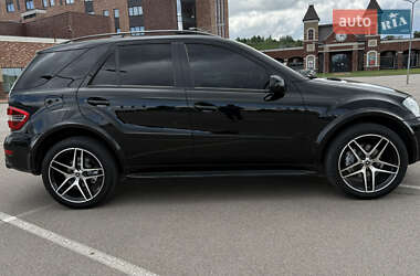 Внедорожник / Кроссовер Mercedes-Benz M-Class 2010 в 