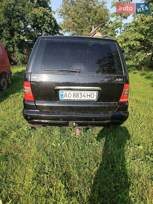 Внедорожник / Кроссовер Mercedes-Benz M-Class 2004 в Тячеве