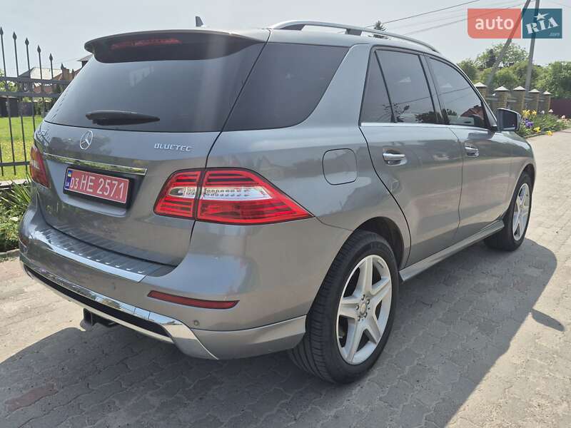 Внедорожник / Кроссовер Mercedes-Benz M-Class 2013 в Луцке
