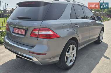 Внедорожник / Кроссовер Mercedes-Benz M-Class 2013 в 