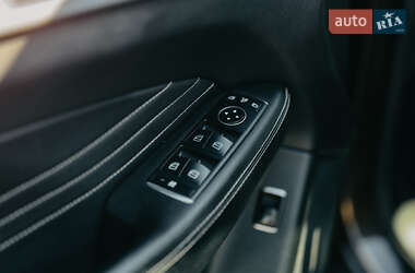 Внедорожник / Кроссовер Mercedes-Benz M-Class 2014 в 