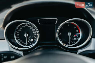 Внедорожник / Кроссовер Mercedes-Benz M-Class 2014 в 