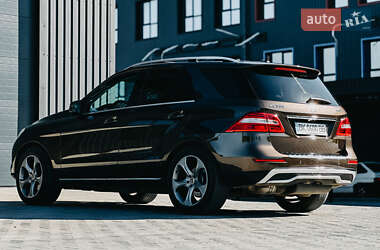 Внедорожник / Кроссовер Mercedes-Benz M-Class 2014 в 