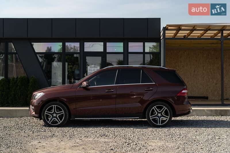 Внедорожник / Кроссовер Mercedes-Benz M-Class 2015 в Черновцах