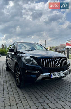 Внедорожник / Кроссовер Mercedes-Benz M-Class 2014 в 