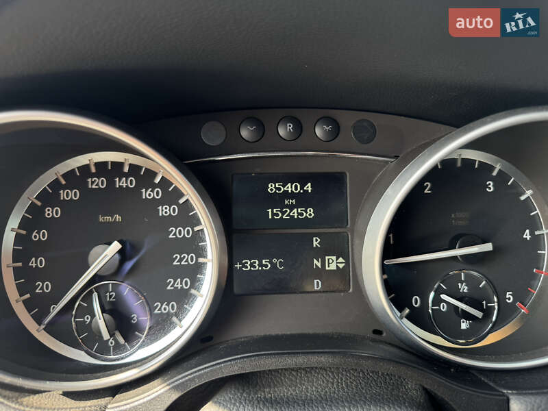 Внедорожник / Кроссовер Mercedes-Benz M-Class 2010 в Богодухове