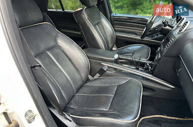Позашляховик / Кросовер Mercedes-Benz M-Class 2011 в 