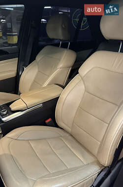 Внедорожник / Кроссовер Mercedes-Benz M-Class 2012 в 