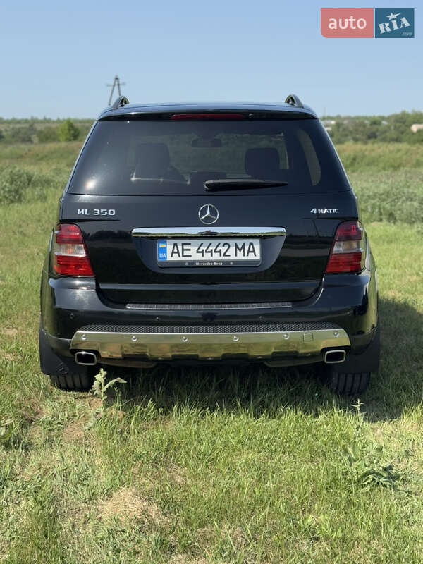 Внедорожник / Кроссовер Mercedes-Benz M-Class 2008 в Днепре фото 5 Внедорожник / Кроссовер Mercedes-Benz M-Class 2008 в Днепре