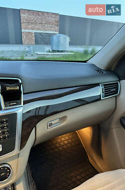 Внедорожник / Кроссовер Mercedes-Benz M-Class 2012 в 