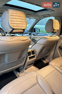 Внедорожник / Кроссовер Mercedes-Benz M-Class 2012 в 