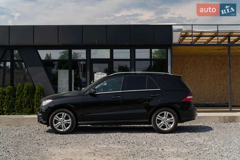 Внедорожник / Кроссовер Mercedes-Benz M-Class 2012 в Черновцах