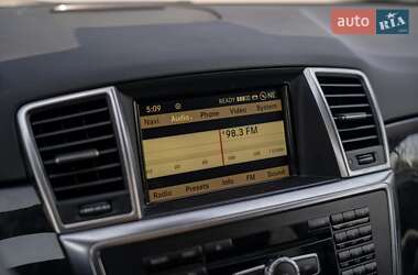Внедорожник / Кроссовер Mercedes-Benz M-Class 2012 в 
