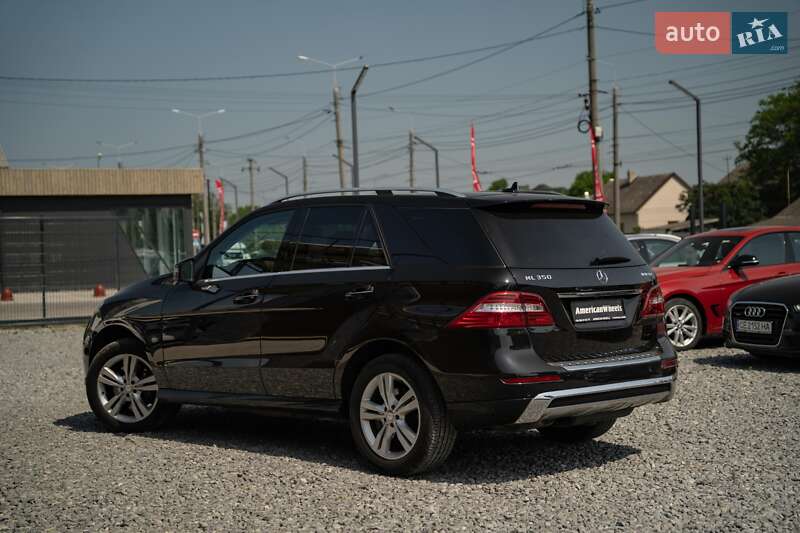 Внедорожник / Кроссовер Mercedes-Benz M-Class 2012 в Черновцах