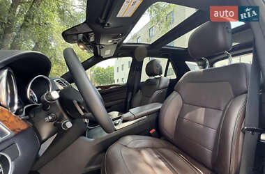 Внедорожник / Кроссовер Mercedes-Benz M-Class 2012 в 