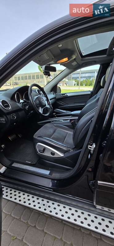 Внедорожник / Кроссовер Mercedes-Benz M-Class 2010 в Ивано-Франковске