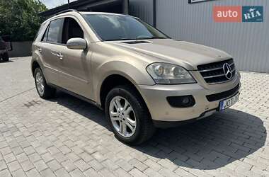Позашляховик / Кросовер Mercedes-Benz M-Class 2006 в Рівному