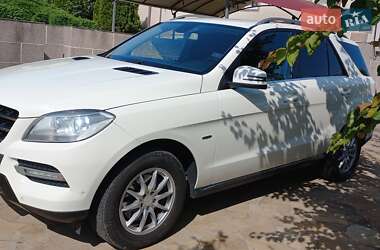 Внедорожник / Кроссовер Mercedes-Benz M-Class 2012 в 