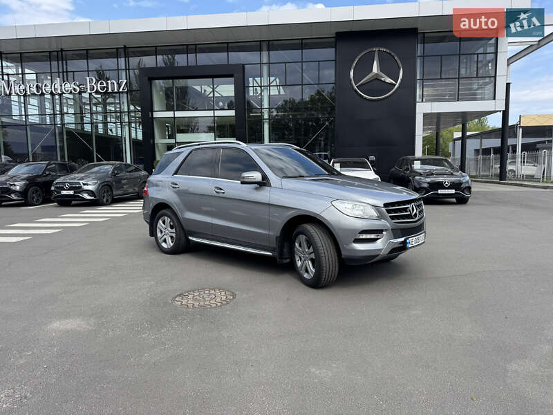 Внедорожник / Кроссовер Mercedes-Benz M-Class 2012 в Днепре