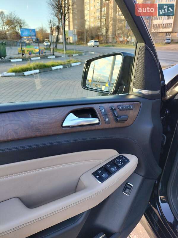 Внедорожник / Кроссовер Mercedes-Benz M-Class 2015 в Тернополе
