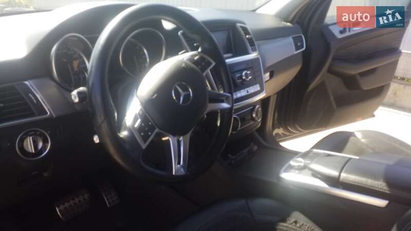 Внедорожник / Кроссовер Mercedes-Benz M-Class 2012 в Одессе
