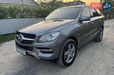 Внедорожник / Кроссовер Mercedes-Benz M-Class 2012 в 