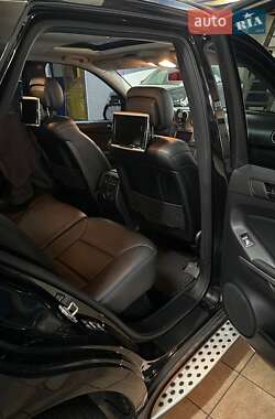 Позашляховик / Кросовер Mercedes-Benz M-Class 2010 в 