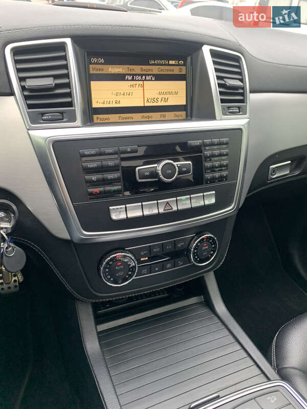 Внедорожник / Кроссовер Mercedes-Benz M-Class 2011 в Днепре