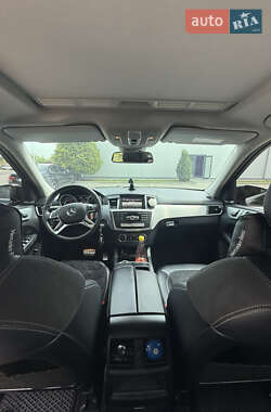 Позашляховик / Кросовер Mercedes-Benz M-Class 2015 в 