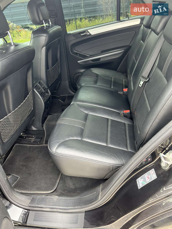 Внедорожник / Кроссовер Mercedes-Benz M-Class 2009 в Умани