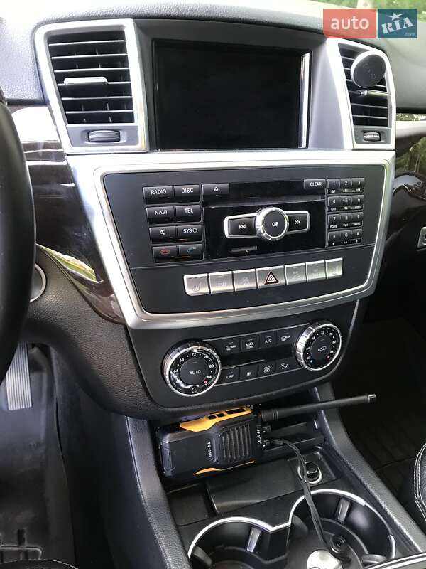 Позашляховик / Кросовер Mercedes-Benz M-Class 2014 в Львові