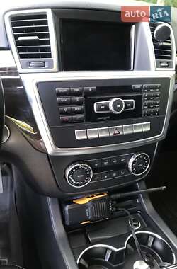 Внедорожник / Кроссовер Mercedes-Benz M-Class 2014 в 