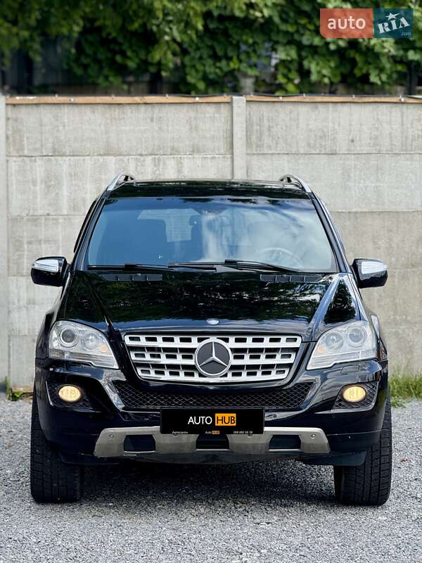Внедорожник / Кроссовер Mercedes-Benz M-Class 2010 в Харькове