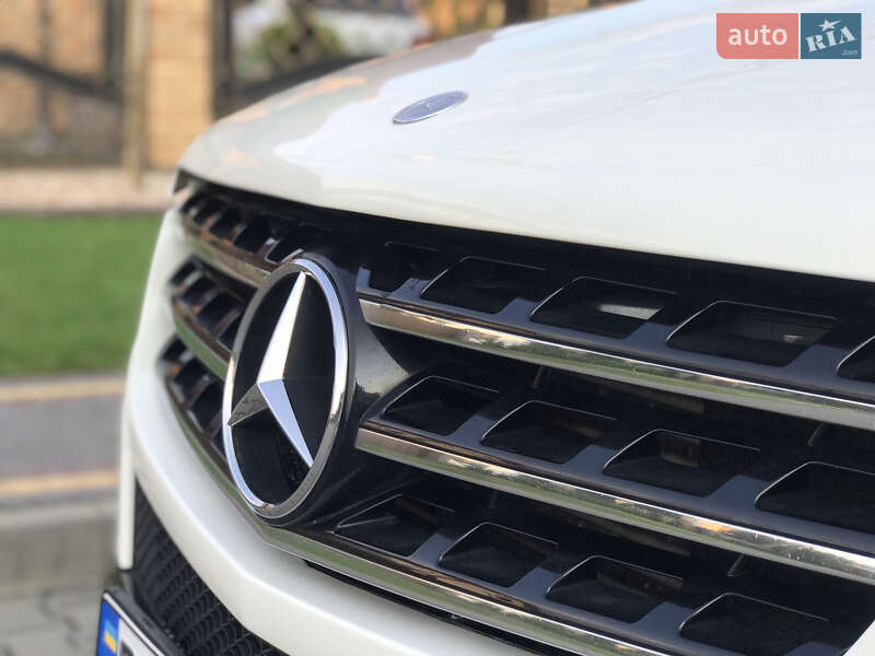 Позашляховик / Кросовер Mercedes-Benz M-Class 2012 в Луцьку
