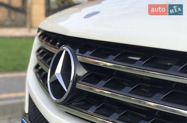 Внедорожник / Кроссовер Mercedes-Benz M-Class 2012 в 