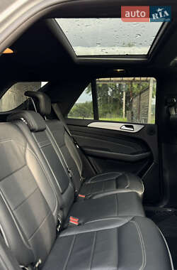 Внедорожник / Кроссовер Mercedes-Benz M-Class 2013 в 