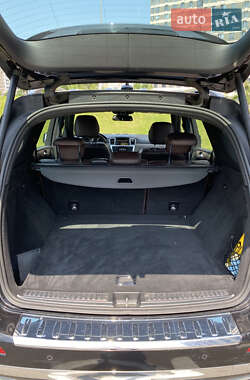 Внедорожник / Кроссовер Mercedes-Benz M-Class 2011 в 