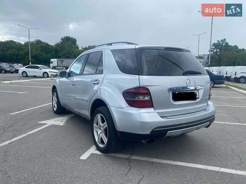 Внедорожник / Кроссовер Mercedes-Benz M-Class 2006 в Киеве фото 4 Внедорожник / Кроссовер Mercedes-Benz M-Class 2006 в Киеве