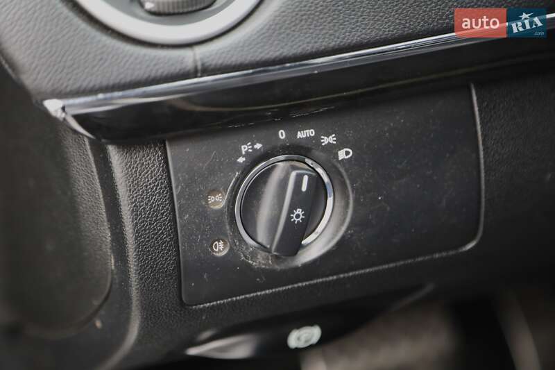 Позашляховик / Кросовер Mercedes-Benz M-Class 2011 в Харкові