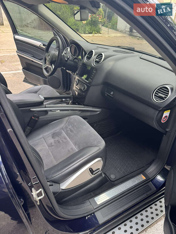 Позашляховик / Кросовер Mercedes-Benz M-Class 2010 в Одесі