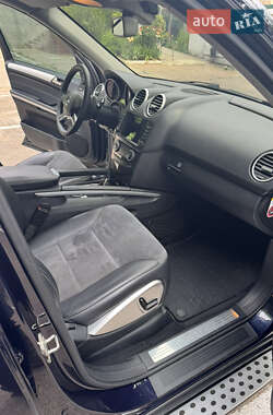 Внедорожник / Кроссовер Mercedes-Benz M-Class 2010 в 