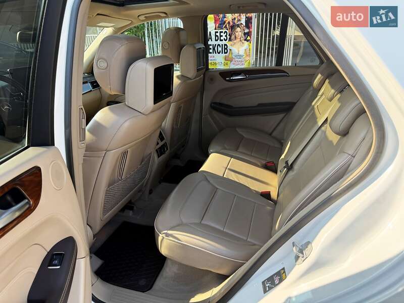 Внедорожник / Кроссовер Mercedes-Benz M-Class 2012 в Бердичеве